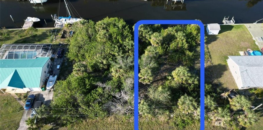 Terreno en Port Charlotte, Florida № 1577369