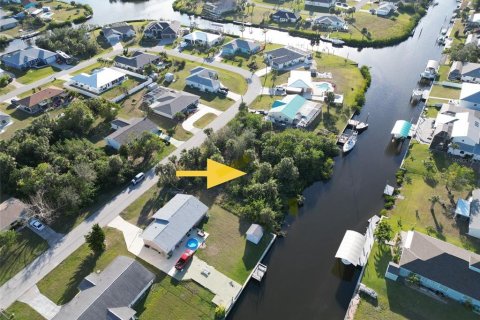 Terreno en venta en Port Charlotte, Florida № 1577369 - foto 3