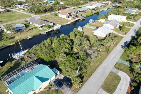 Terreno en venta en Port Charlotte, Florida № 1577369 - foto 5