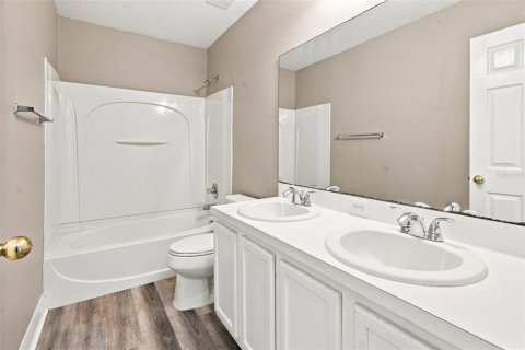 Villa ou maison à vendre à Kissimmee, Floride: 3 chambres, 210.33 m2 № 2291167 - photo 23
