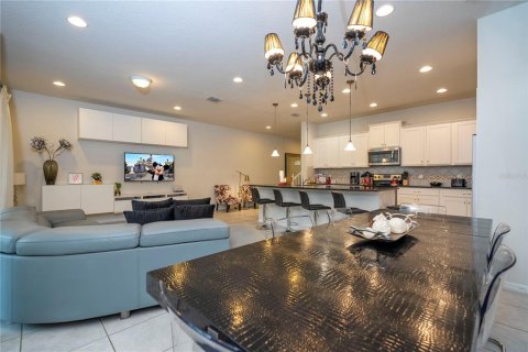 Townhouse in Kissimmee, Florida 4 bedrooms, 195.28 sq.m. № 1521096 - photo 2