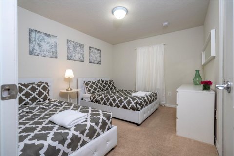 Townhouse in Kissimmee, Florida 4 bedrooms, 195.28 sq.m. № 1521096 - photo 8