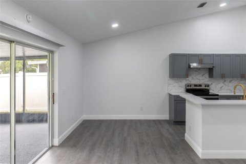 Villa ou maison à vendre à Tampa, Floride: 3 chambres, 110.55 m2 № 1913126 - photo 19