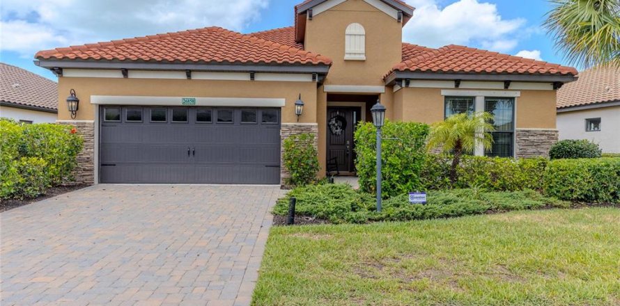 Villa ou maison à Englewood, Floride 3 chambres, 214.79 m2 № 2148062