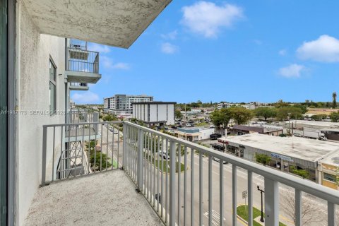 Copropriété à vendre à Hollywood, Floride: 2 chambres, 113.34 m2 № 2046640 - photo 11