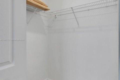 Copropriété à vendre à Hollywood, Floride: 2 chambres, 113.34 m2 № 2046640 - photo 28