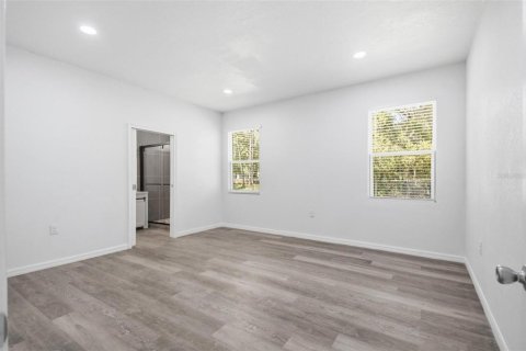 Купить виллу или дом в Палатка, Флорида 8 комнат, 145.02м2, № 2102225 - фото 25