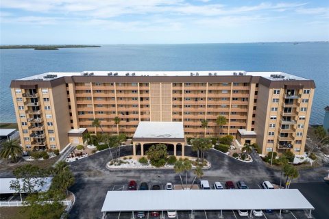 Condominio en venta en Dunedin, Florida, 2 dormitorios, 109.72 m2 № 1326697 - foto 1