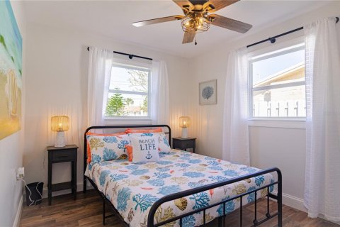 Casa en venta en Indian Harbour Beach, Florida, 3 dormitorios, 113.53 m2 № 2387580 - foto 11