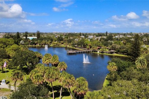 Casa en venta en Indian Harbour Beach, Florida, 3 dormitorios, 113.53 m2 № 2387580 - foto 30