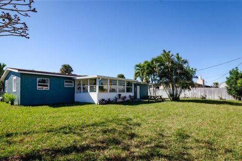 Casa en venta en Indian Harbour Beach, Florida, 3 dormitorios, 113.53 m2 № 2387580 - foto 24
