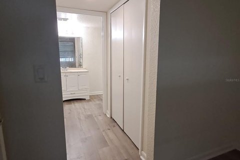 Copropriété à vendre à Orlando, Floride: 2 chambres, 82.22 m2 № 2233066 - photo 7