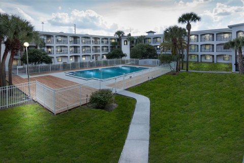Copropriété à vendre à Orlando, Floride: 2 chambres, 82.22 m2 № 2233066 - photo 13