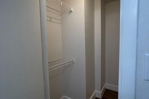 Condominio en alquiler en Altamonte Springs, Florida, 1 dormitorio, 51.28 m2 № 1831472 - foto 11