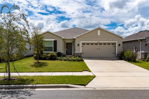 Casa en Kissimmee, Florida 4 dormitorios, 171.68 m2 № 2387450