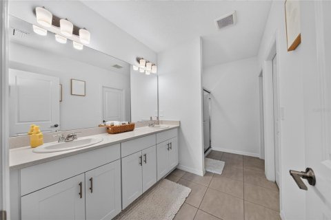 Casa en venta en Kissimmee, Florida, 4 dormitorios, 171.68 m2 № 2387450 - foto 16