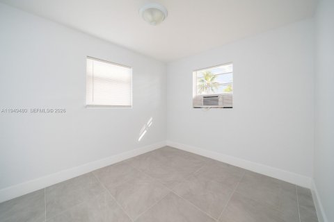 Снять в аренду квартиру в Холливуд, Флорида 2 спальни, 60.39м2, № 2005790 - фото 3