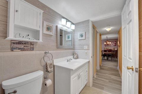 Condo in Dania Beach, Florida, 2 bedrooms  № 1476161 - photo 22