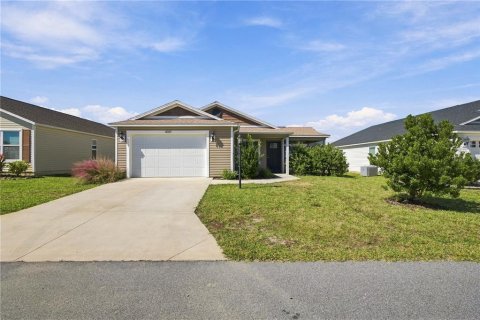 House in The Villages, Florida 2 bedrooms, 106.65 sq.m. № 2431177