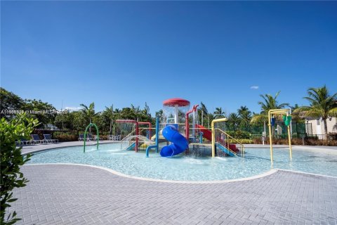Villa ou maison à louer à Doral, Floride: 4 chambres, 248.42 m2 № 1880353 - photo 20