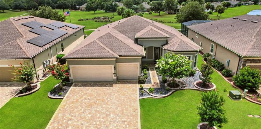 Casa en Ocala, Florida 3 dormitorios, 233.37 m2 № 2312853