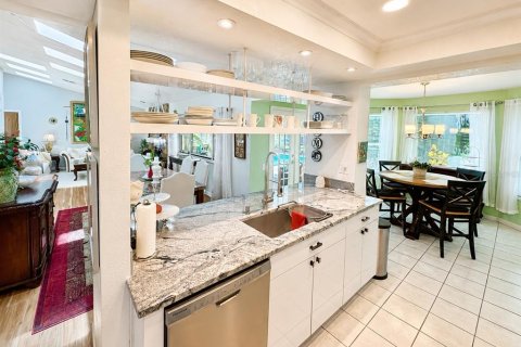 Casa en venta en New Port Richey, Florida, 3 dormitorios, 190.82 m2 № 2202306 - foto 11