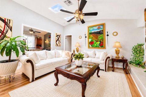 Casa en venta en New Port Richey, Florida, 3 dormitorios, 190.82 m2 № 2202306 - foto 2