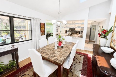 Casa en venta en New Port Richey, Florida, 3 dormitorios, 190.82 m2 № 2202306 - foto 8