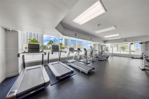 Copropriété à vendre à Miami, Floride: 2 chambres, 100.98 m2 № 2083917 - photo 20