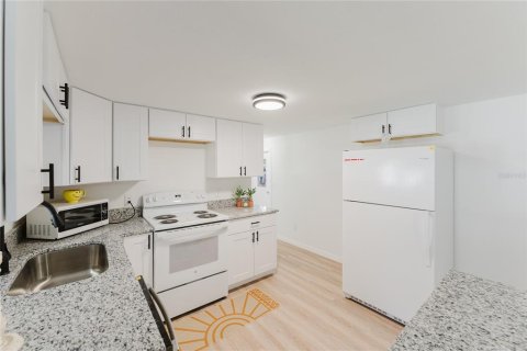 Apartamento en alquiler en Ocklawaha, Florida, 2 dormitorios, 53.51 m2 № 1879891 - foto 19