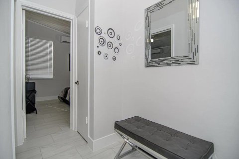 Casa en alquiler en Boca Raton, Florida, 3 dormitorios, 116.31 m2 № 1209137 - foto 1