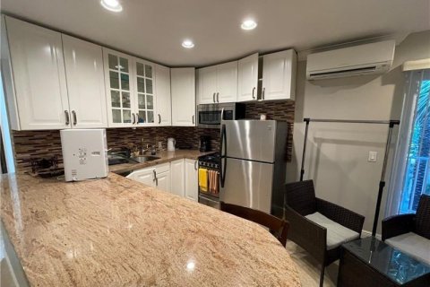 Condominio en alquiler en Lauderdale-by-the-Sea, Florida, 1 habitación, 36.23 m2 № 2187471 - foto 7
