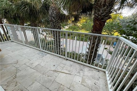 Condominio en alquiler en Lauderdale-by-the-Sea, Florida, 1 habitación, 36.23 m2 № 2187471 - foto 12