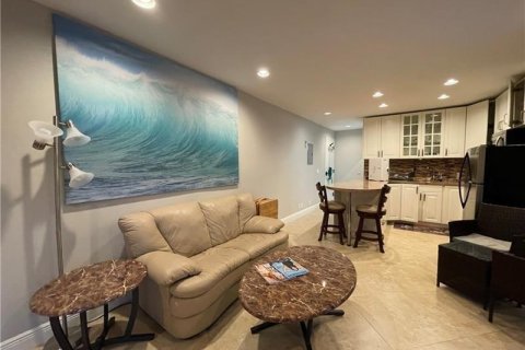 Condominio en alquiler en Lauderdale-by-the-Sea, Florida, 1 habitación, 36.23 m2 № 2187471 - foto 6