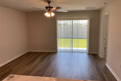 Casa en alquiler en Parrish, Florida, 3 dormitorios, 139.73 m2 № 1844231 - foto 9