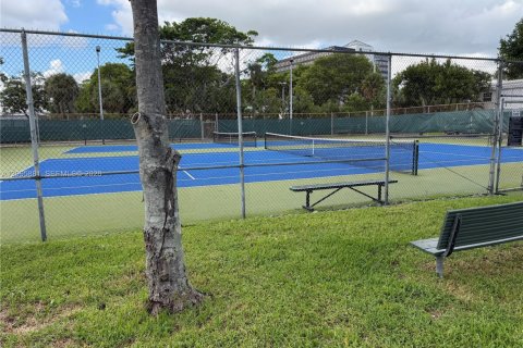 Condo in Fort Lauderdale, Florida, 1 bedroom  № 2391886 - photo 5