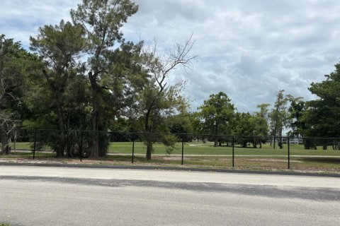 Condominio en venta en Tamarac, Florida, 1 dormitorio, 69.68 m2 № 2085030 - foto 24