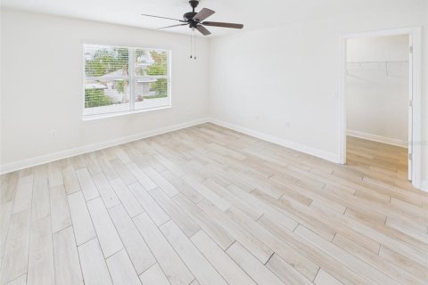 House in Wimauma, Florida 4 bedrooms, 219.25 sq.m. № 1903626 - photo 17