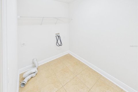 House in Wimauma, Florida 4 bedrooms, 219.25 sq.m. № 1903626 - photo 16