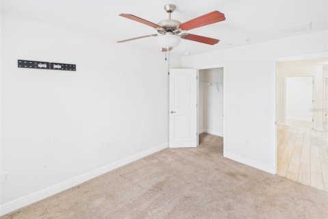 House in Wimauma, Florida 4 bedrooms, 219.25 sq.m. № 1903626 - photo 22