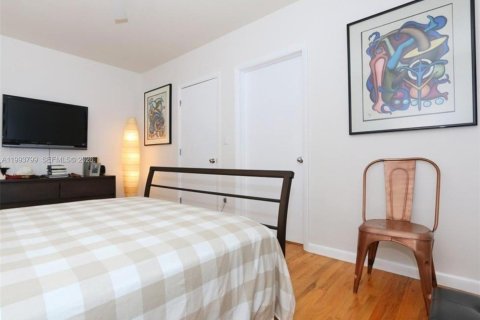 Apartamento en alquiler en Miami Beach, Florida, 2 dormitorios, 93.83 m2 № 2055481 - foto 21