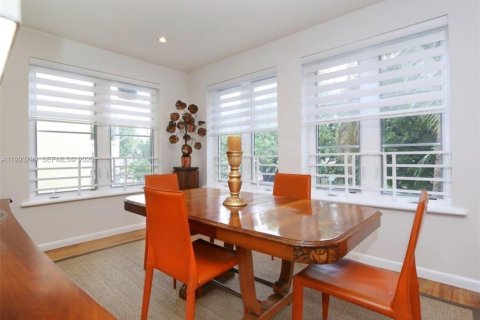 Apartamento en alquiler en Miami Beach, Florida, 2 dormitorios, 93.83 m2 № 2055481 - foto 14