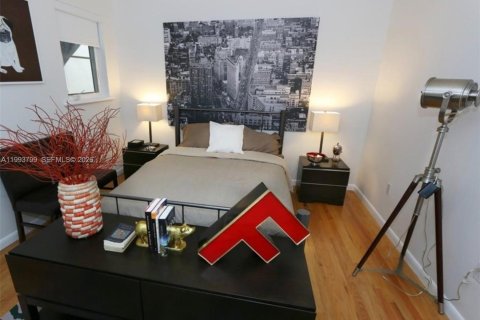 Apartamento en alquiler en Miami Beach, Florida, 2 dormitorios, 93.83 m2 № 2055481 - foto 19