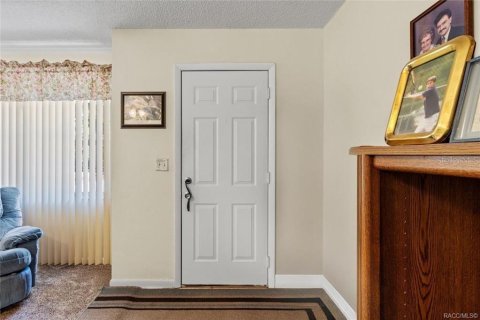 House in Crystal River, Florida 2 bedrooms, 113.81 sq.m. № 1637951 - photo 7