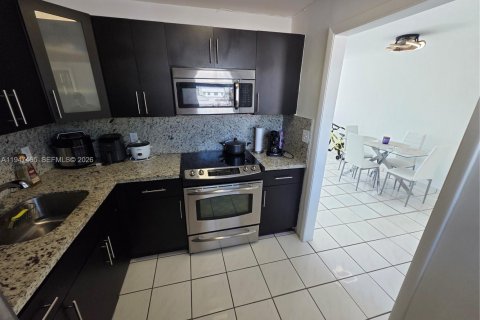 Copropriété à louer à Miami Beach, Floride: 1 chambre, 66.7 m2 № 2025848 - photo 16