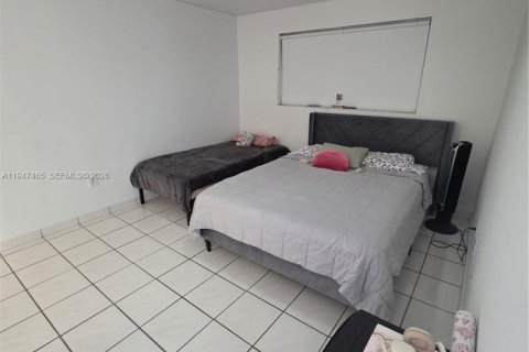 Copropriété à louer à Miami Beach, Floride: 1 chambre, 66.7 m2 № 2025848 - photo 28