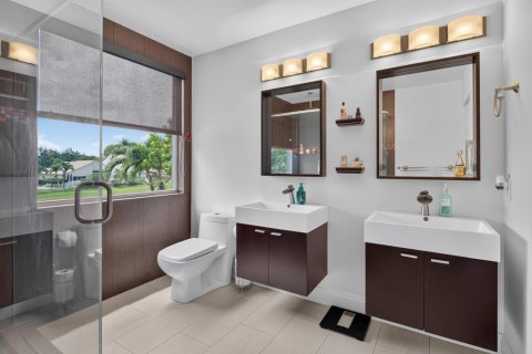 Villa ou maison à vendre à Weston, Floride: 3 chambres, 175.86 m2 № 2177104 - photo 25