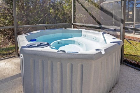 Casa en venta en Kissimmee, Florida, 5 dormitorios, 212.84 m2 № 1538538 - foto 22