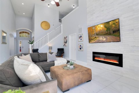 Casa en venta en Kissimmee, Florida, 5 dormitorios, 212.84 m2 № 1538538 - foto 4