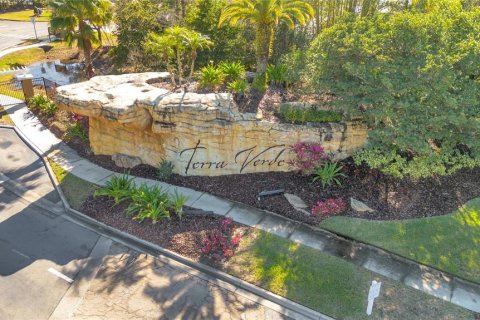 Casa en venta en Kissimmee, Florida, 5 dormitorios, 212.84 m2 № 1538538 - foto 26